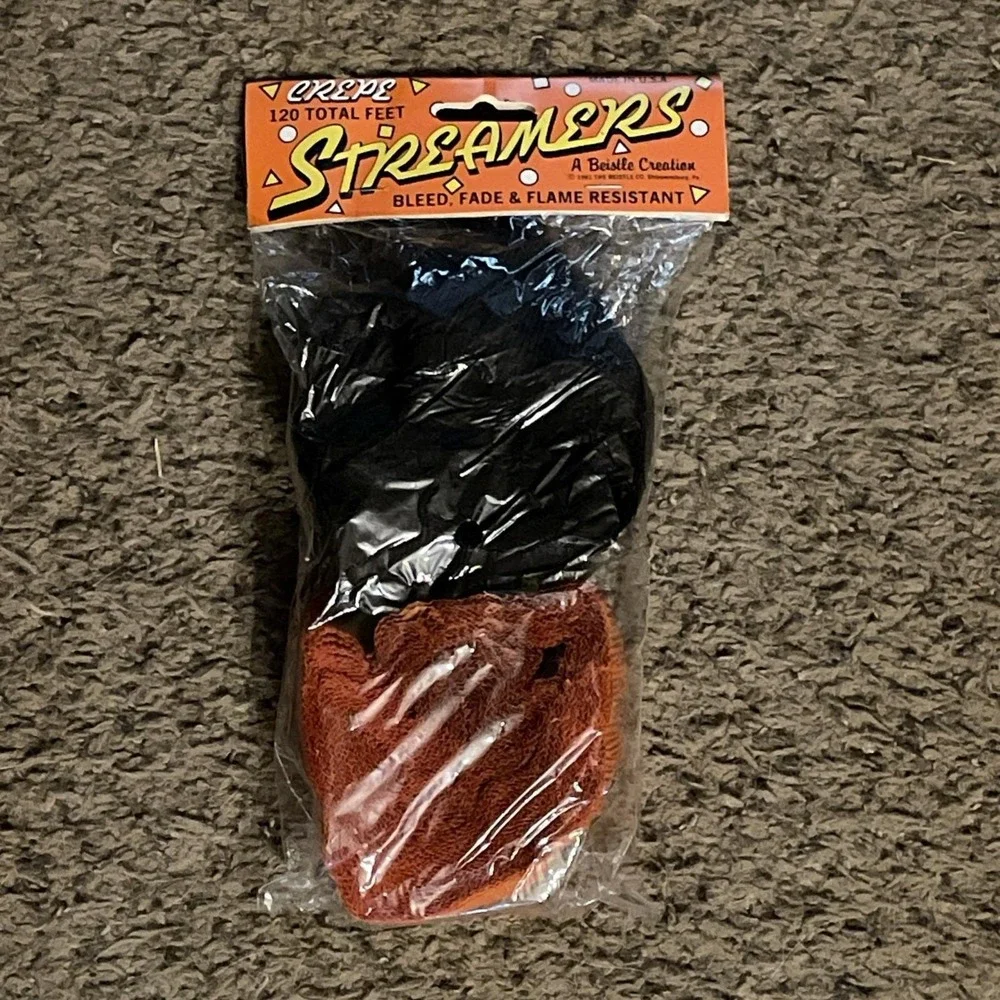 Vintage 1991 A Beistle Creation Halloween Crepe Paper Streamers Orange Black NIP
